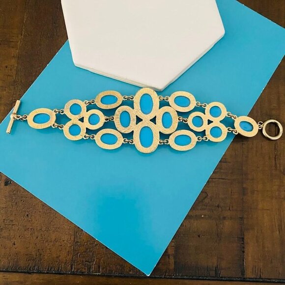 💜 Vintage Gold-Tone Turquoise Blue Oval Bezel Set Toggle Bracelet 7" Long - Picture 4 of 4